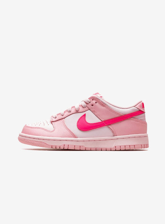 Nike dunk low Triple pink (Gs)