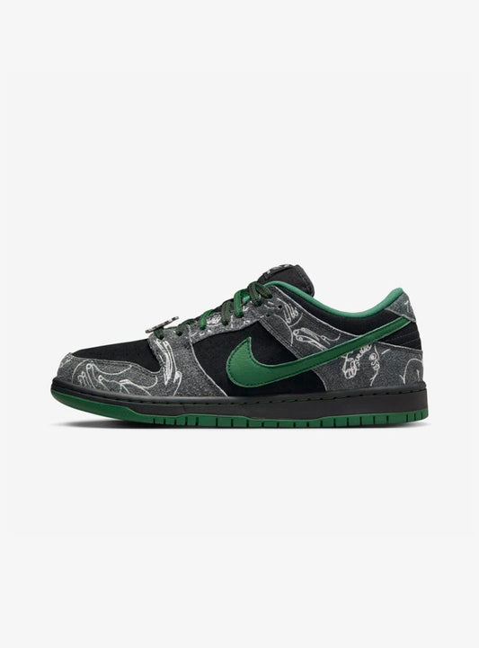 Nike SB Dunk Low There Skateboard